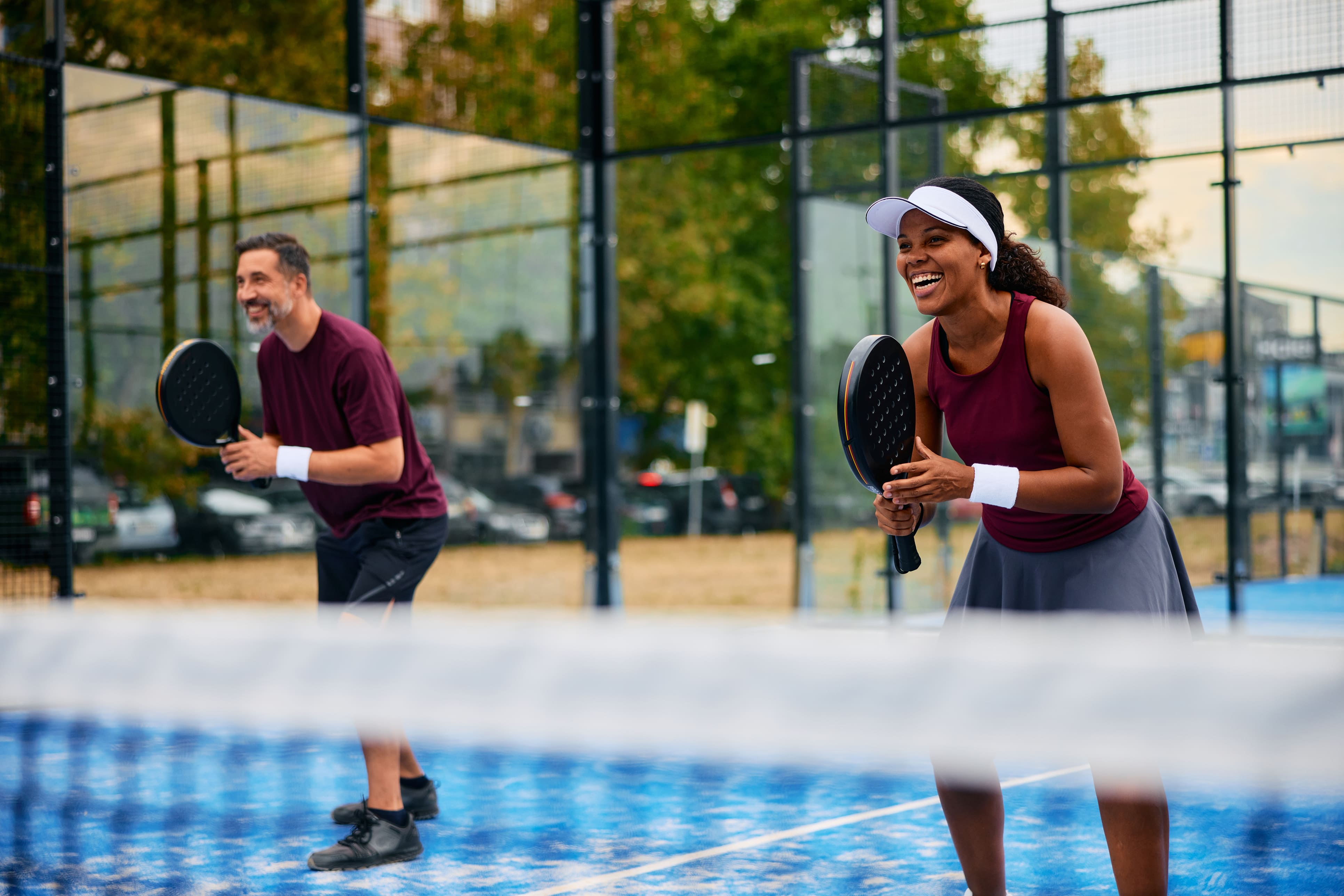 Image of people playing padel