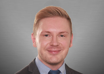 Japie Britz, Commercial Director 