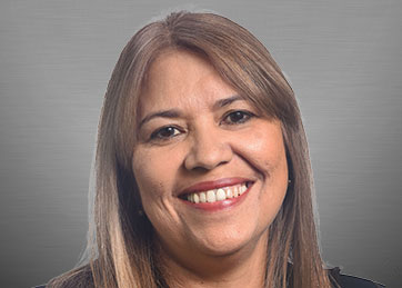 Yolanda Weaver-Sasman, Partner